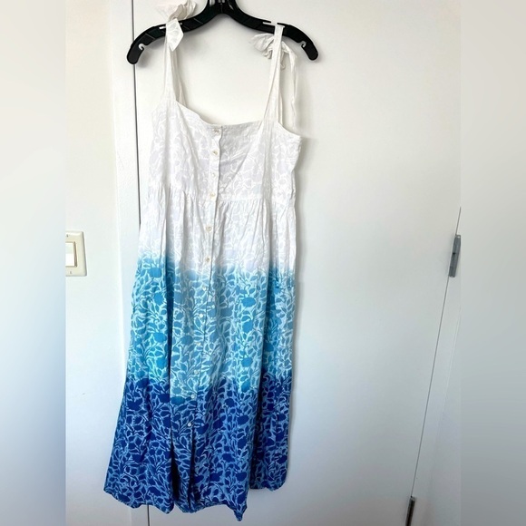 Juliet Dunn's white to blue gradient Shadow Flower-print midi dress NWT - Picture 8 of 10